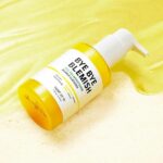 SOME_BY_MI_Bye_Bye_Blemish_Vita_Tox_Brightening_Bubble_Cleanser