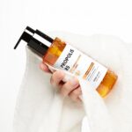 SOME_BY_MI_Propolis_B5_Glow_Barrier_Calming_Oil_To_Foam