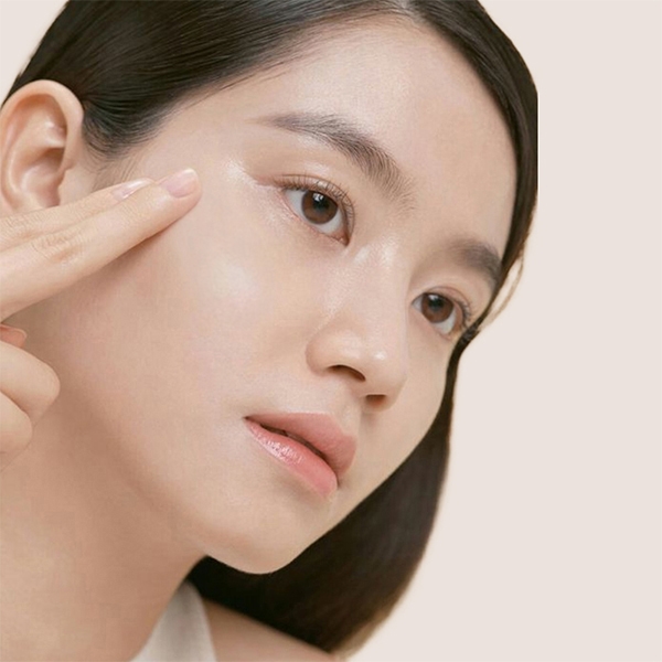 LA_PRAIRIE_Skin_Caviar_Liquid_Lift_Concentre_Liftant_Use