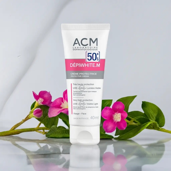 ACM_Depiwhite.M_Creme_Protectrice_SPF50_Usage
