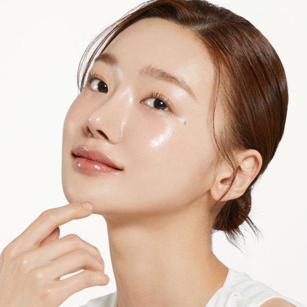 MEDICUBE_Red_Succinic_Acid_Serum_Usage