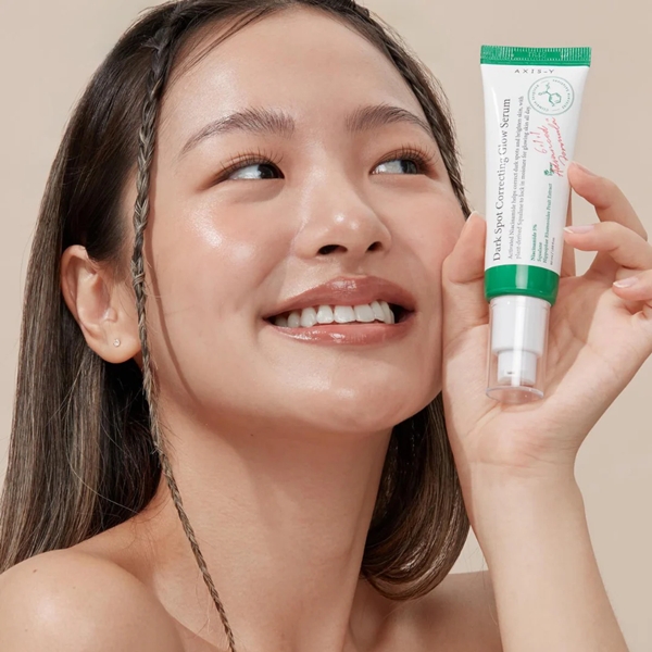 AXIS-Y_DarkSpot_Correcting_Glow_Serum_Brightening&_Moisturizing_Usage