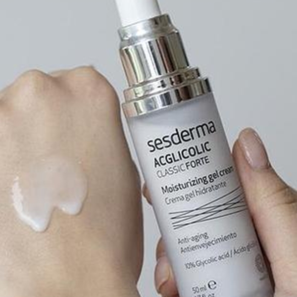SESDERMA_Acglicolic_Classic_Forte-Gel_Cream_texture