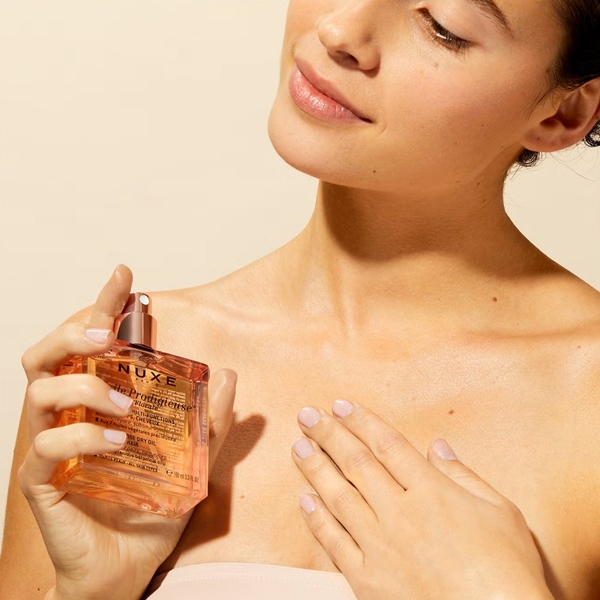 NUXE_Huile_Prodigieuse_Florale_Apply
